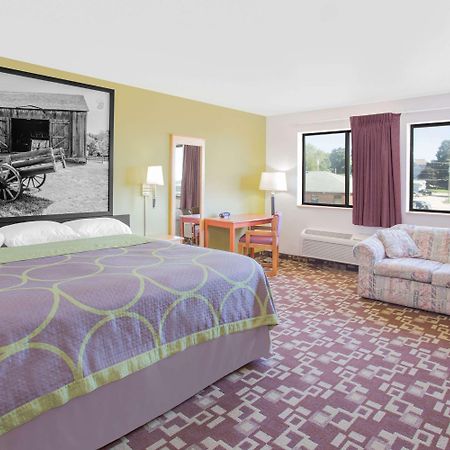 فندق Super 8 By Wyndham Independence Ia المظهر الخارجي الصورة